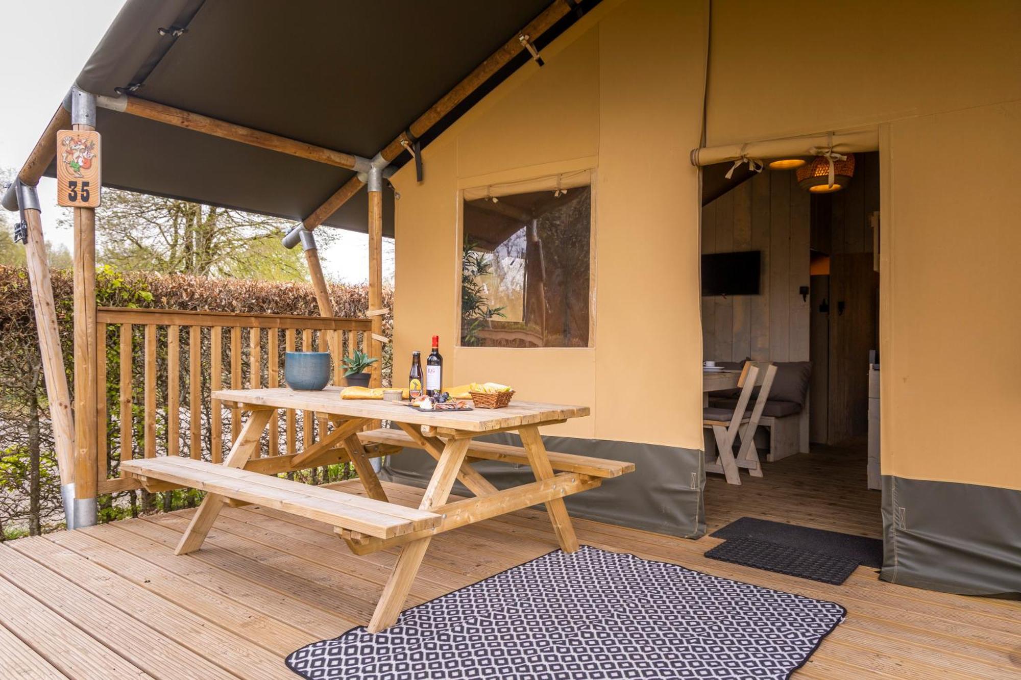 Ardennen Camping Bertrix Exteriör bild