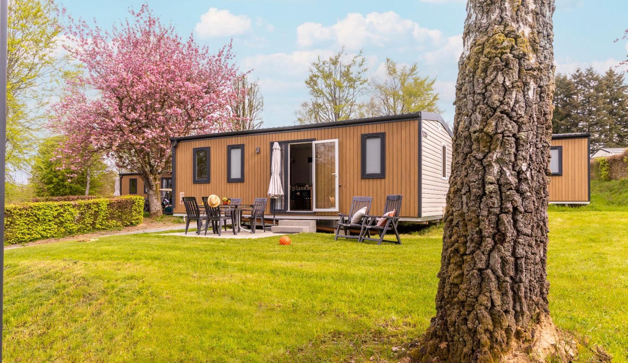 Ardennen Camping Bertrix Exteriör bild