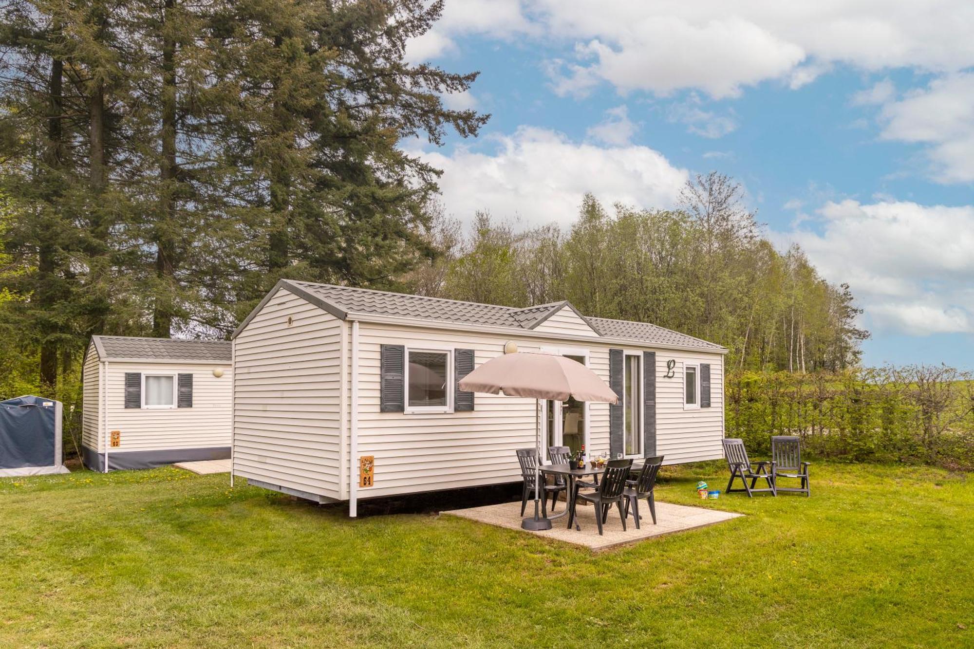Ardennen Camping Bertrix Exteriör bild